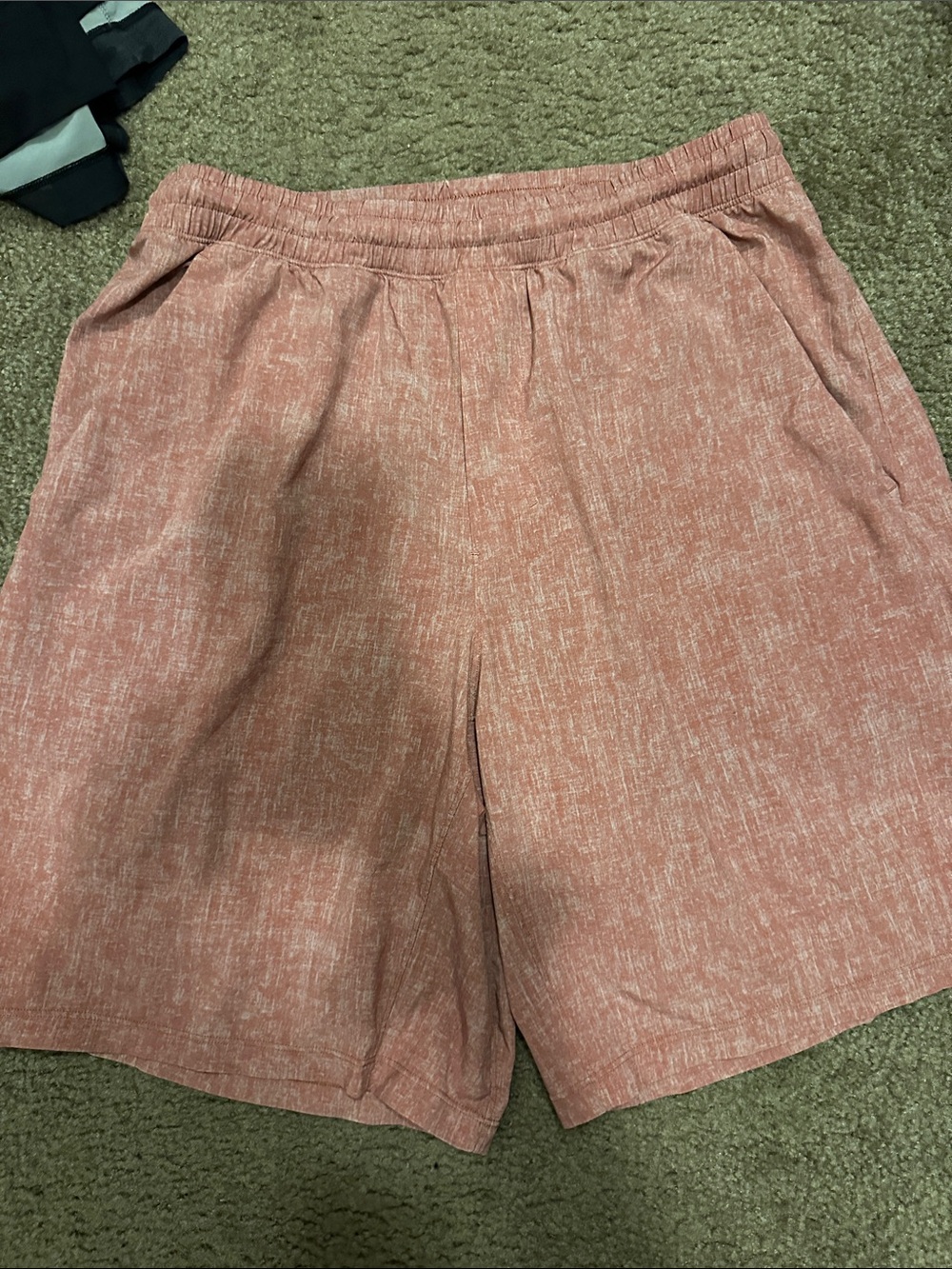 lululemon athletica Men's Athletic Shorts - Dusty Rose Heather